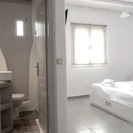 & Elia Mykonos Vila